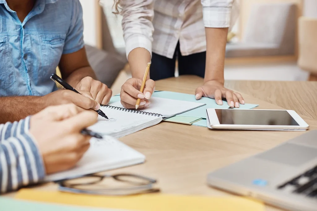 Les étapes pour bien préparer la communication de votre entreprise auprès de vos futurs clients